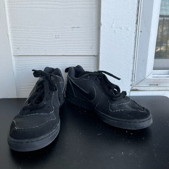 Nike Kids Court Borough Low 2 Grade School Black Shoes Sneakers Size 3.5 - Picture 4 of 12